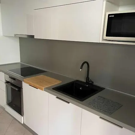 3425-13 For 5 Pers In Appartement Duće