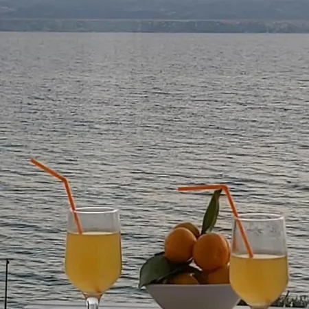 3425-13 For 5 Pers In Appartement