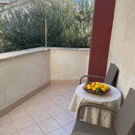 3425-13 For 5 Pers In Appartement *